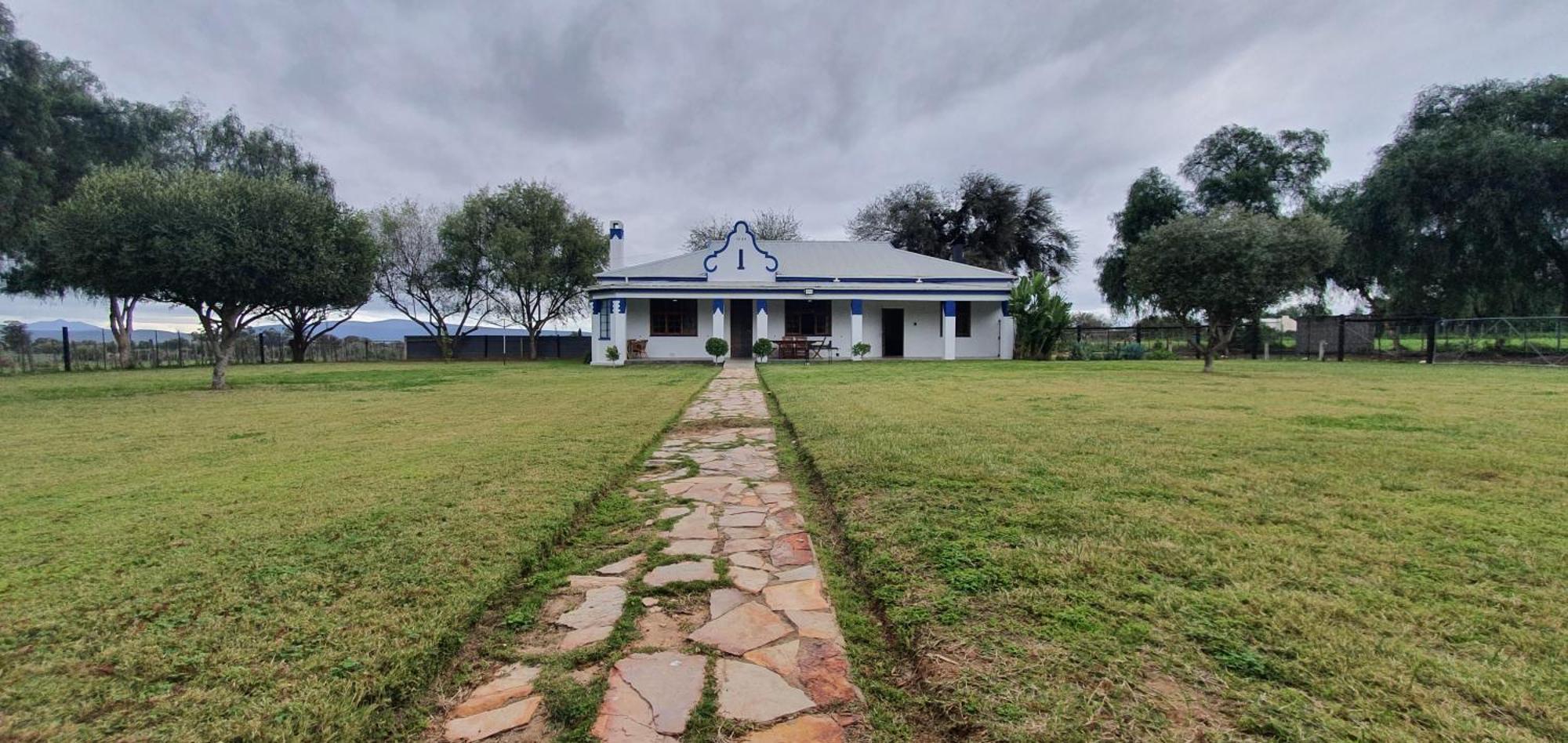 Karoo Leeu Self Catering Vila Oudtshoorn Exterior foto