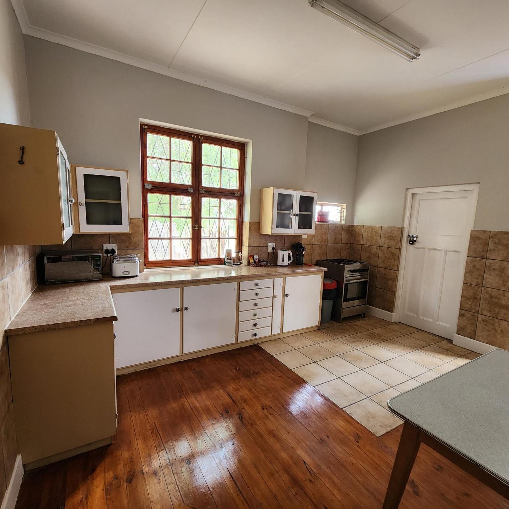 Karoo Leeu Self Catering Vila Oudtshoorn Exterior foto